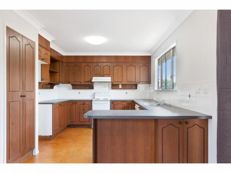 27 Cant Street, Kawana QLD 4701